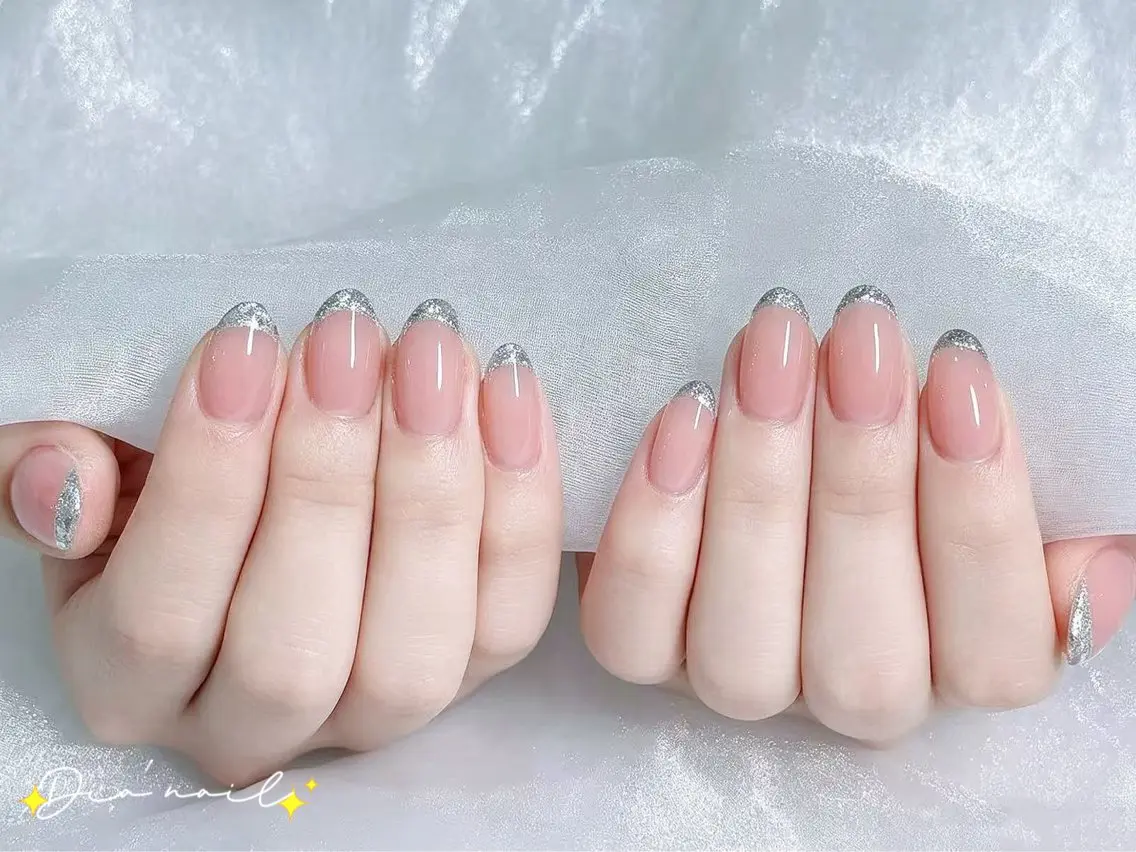 ネイル 韓国ネイル マグネットネイル ニュアンスネイル 夏ネイル ワンホンネイル ハンドネイル Di'a nail ネイルサロンのネイルデザイン