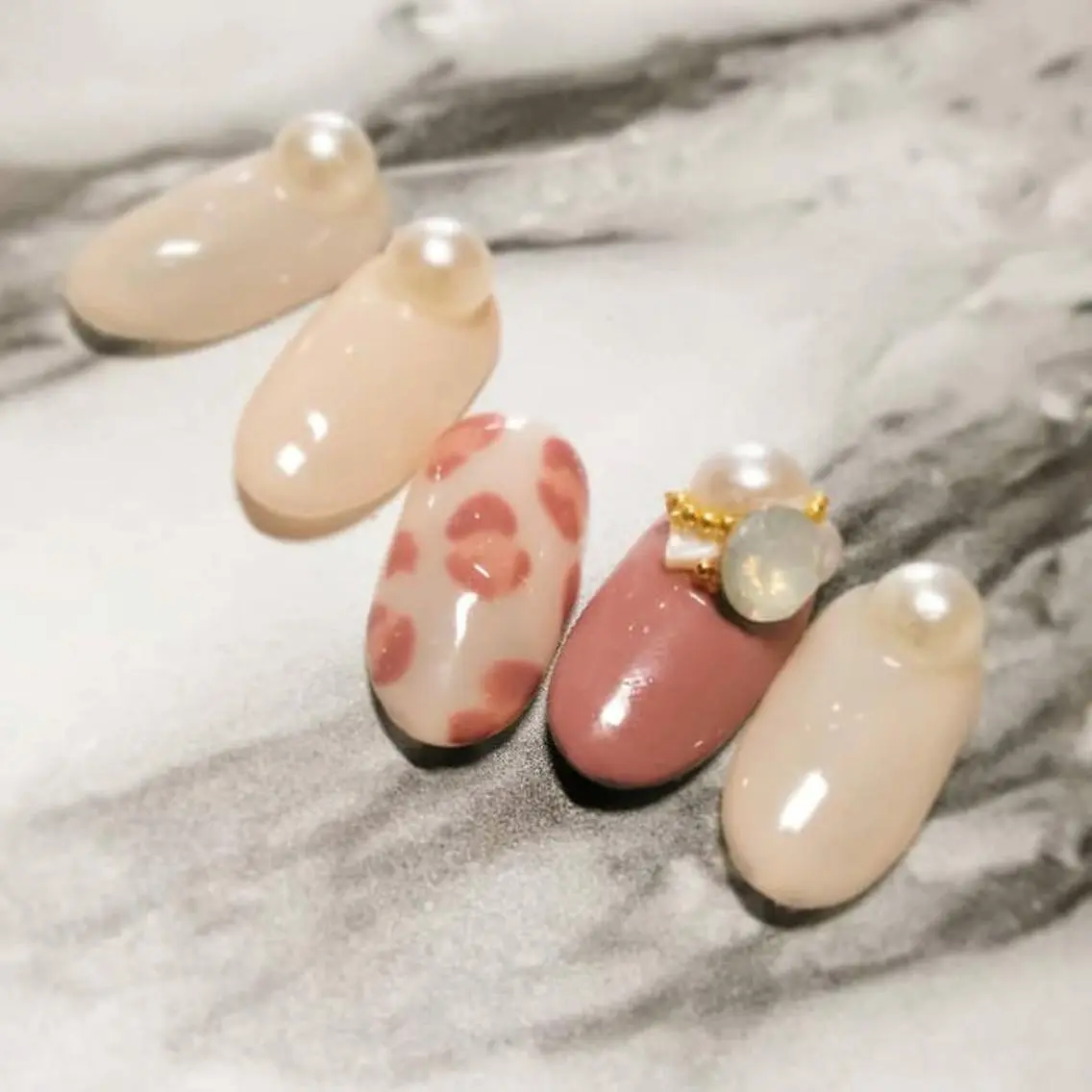 ネイル アニマル柄 ハンドネイル ハンドケア lylynail YUUKAのネイルデザイン