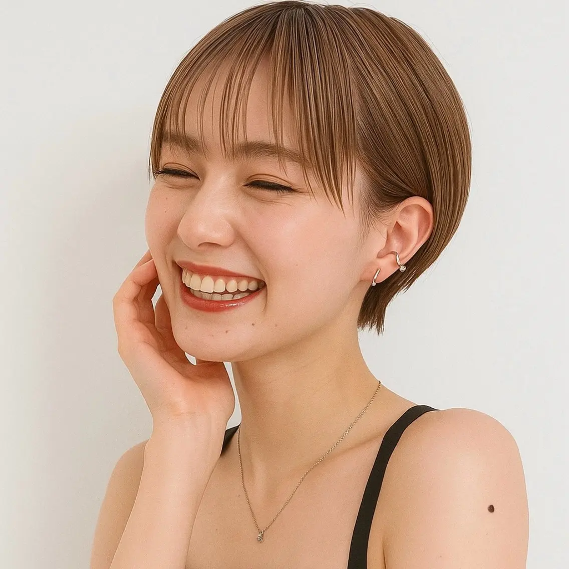 ショート カラー パーマ 切りっぱなしボブ 前下がりボブ ショートボブ 丸みショート 透明感カラー KAKKY/ショート レイヤー/千種/池下のヘアスタイル