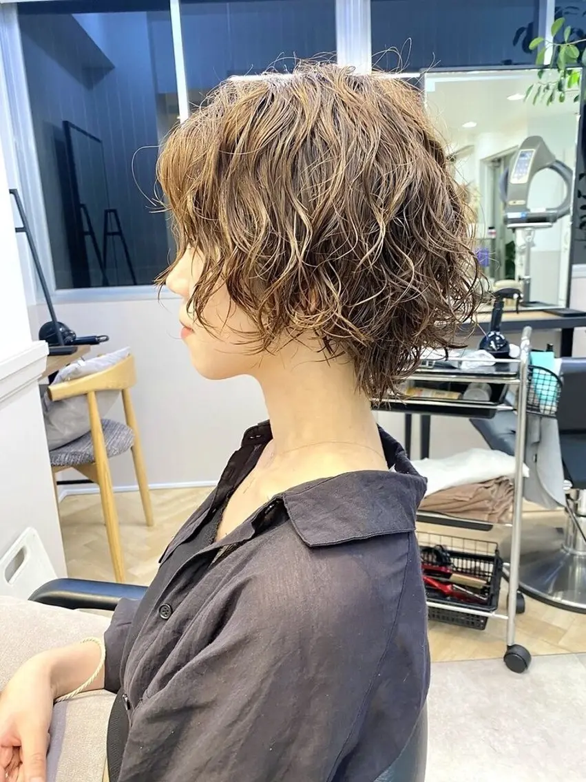 ショート 切りっぱなしボブ 前下がりボブ ショートボブ ボブ タンバルモリ ショート/ ボブ/今井皓のヘアスタイル