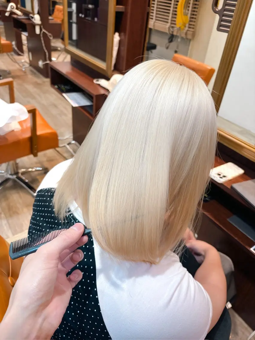 ミディアム カラー ヘアカラー トリートメント 宮本 泰周のヘアスタイル