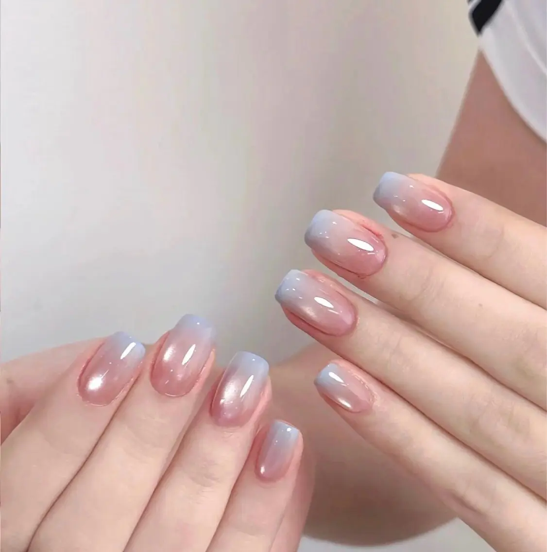 ネイル グラデーション マグネットネイル Aina nail salonのネイルデザイン
