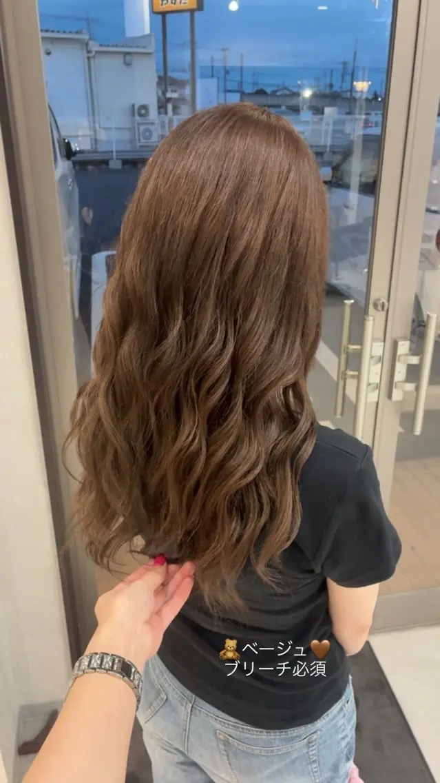 カラー ブリーチ 中村 真珠のヘアスタイル