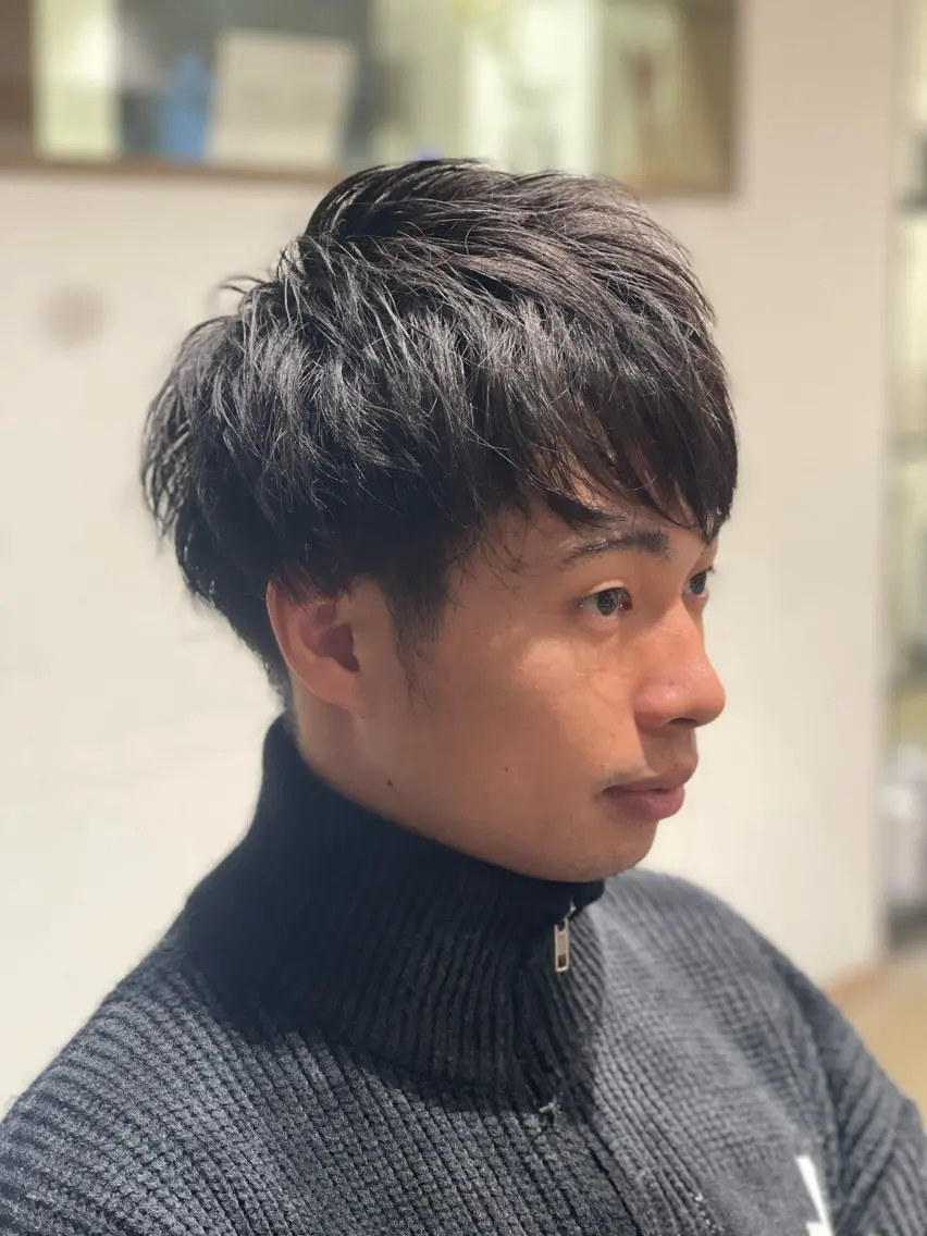 ミディアム カット Hirose Ryoのヘアスタイル