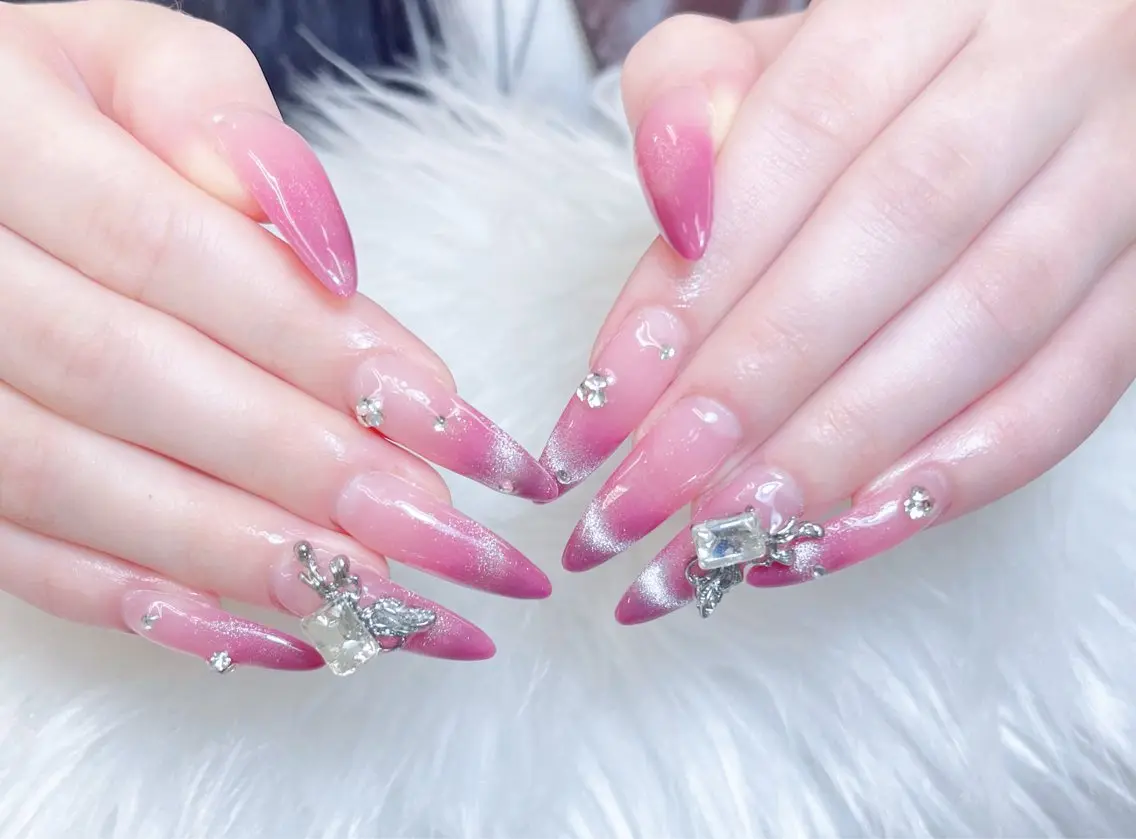 ネイル 成人式 ロングネイル マグネットネイル 大理石ネイル(マーブル) リボン ハンドネイル Amee Nail Salonのネイルデザイン