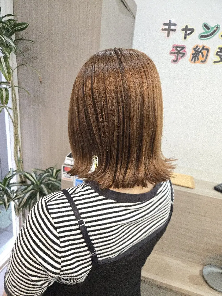 ミディアム カット トリートメント 暖色🍎透明感カラー 🩵小林かりんのヘアスタイル