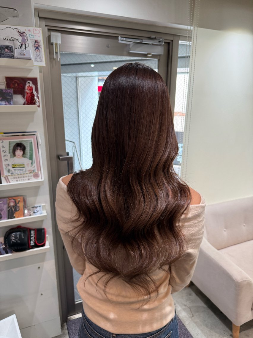 ロング チョコレートブラウン カット ヘアカラー 🌈レイヤーカット/ ハイトーン🌈タクマのヘアスタイル