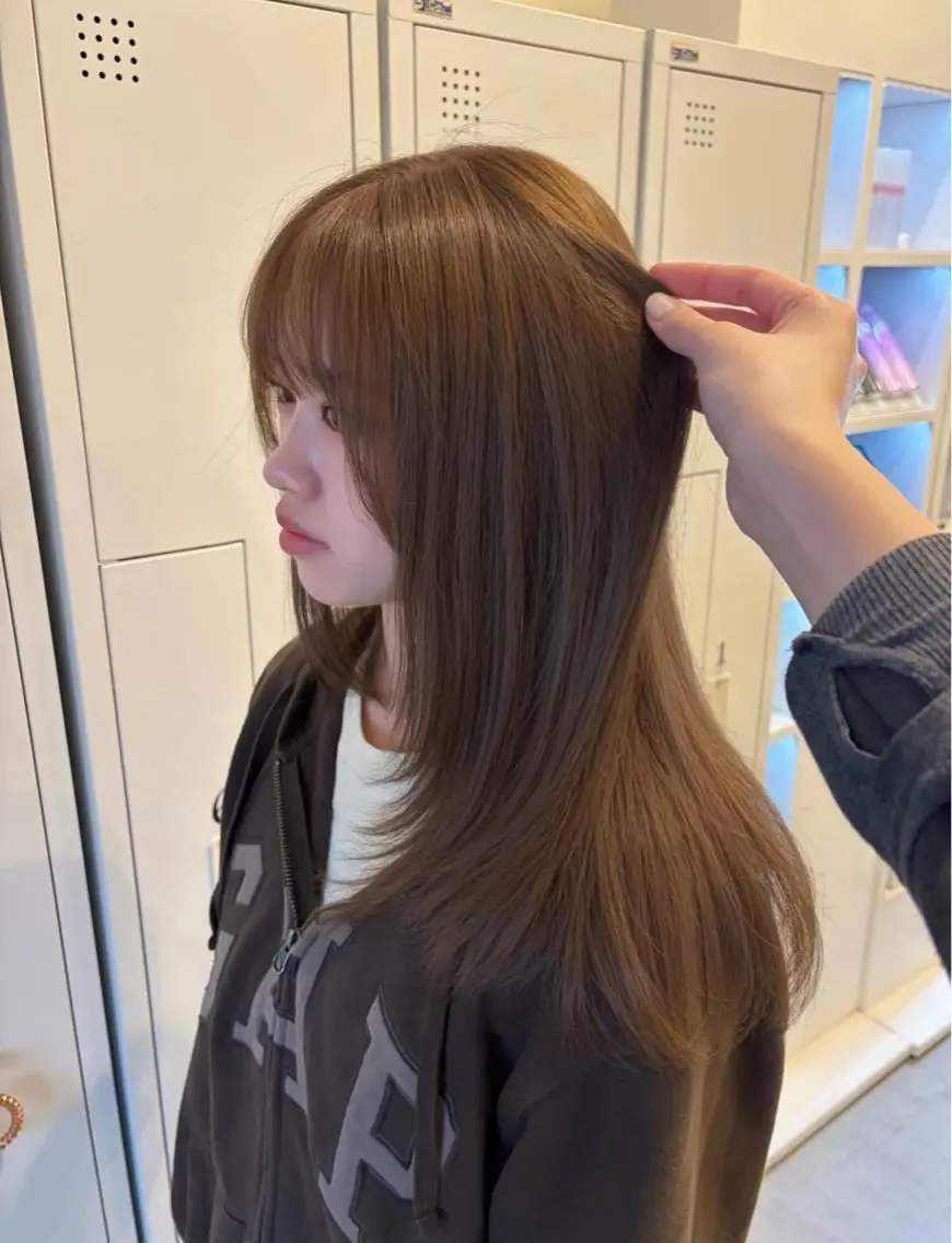 ミディアム カラー ベージュカラー ブリーチ 透明感カラー ダブルカラー ヘーゼル カノエ矢原 /REIのヘアスタイル