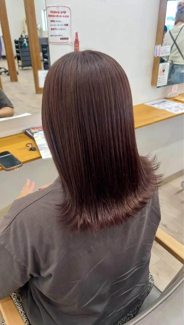 カット+うる艶カラーの写真