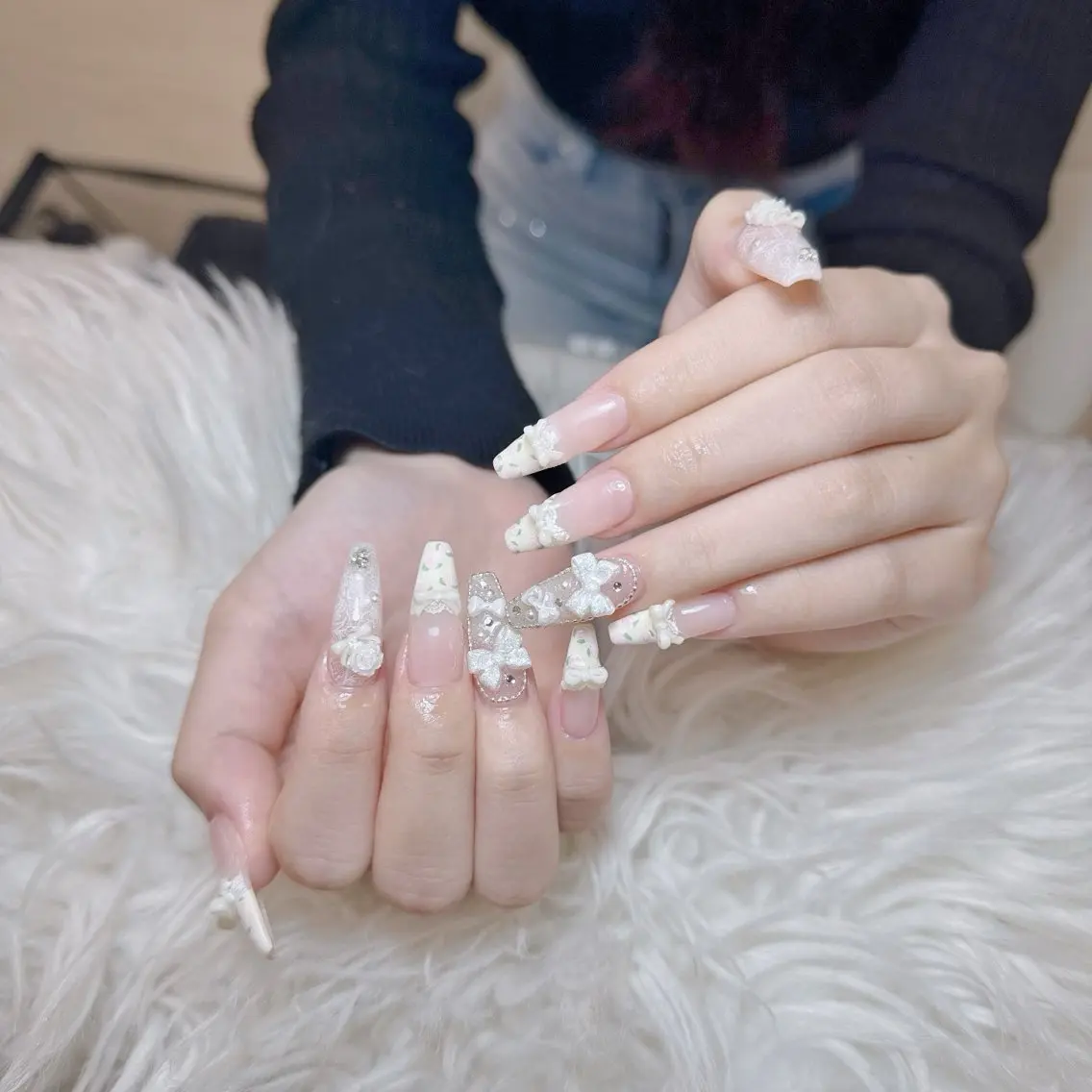 ネイル ハンドネイル ハンドケア Anh Nail 歌舞伎町のネイルデザイン