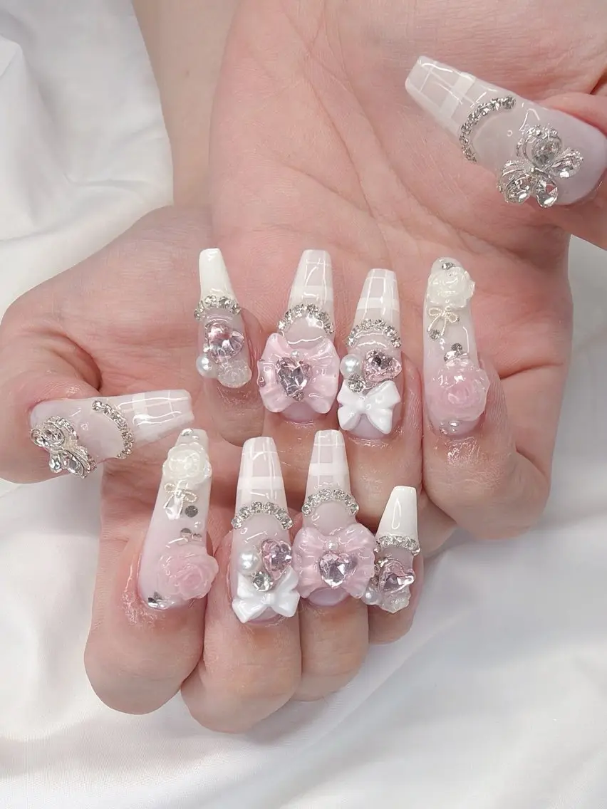 ネイル ガーリー ハート 韓国ネイル ニュアンスネイル リボン ハンドネイル Sora nail 長さ出し専門店のネイルデザイン
