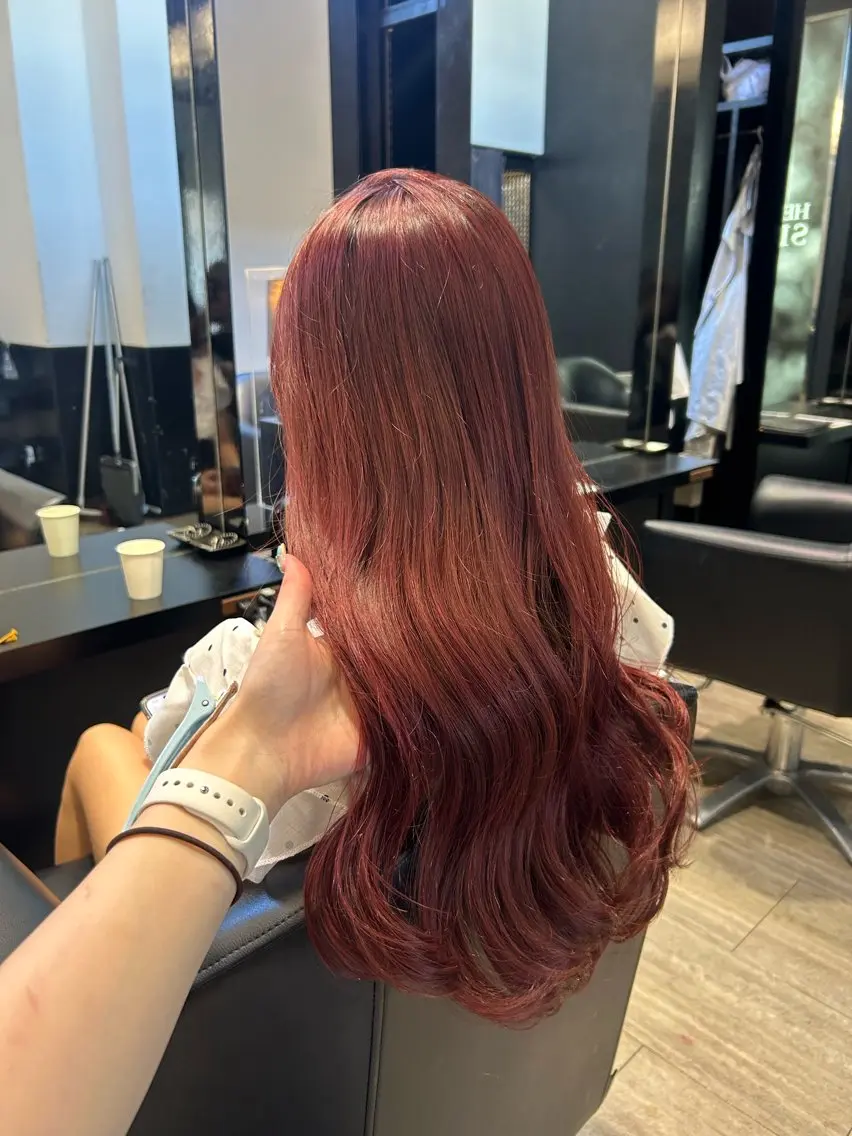 ロング カラー ブリーチ ブラウンカラー ブリーチなしカラー ピンクカラー ピンクブラウン カット ヘアカラー ishizuka toaのヘアスタイル