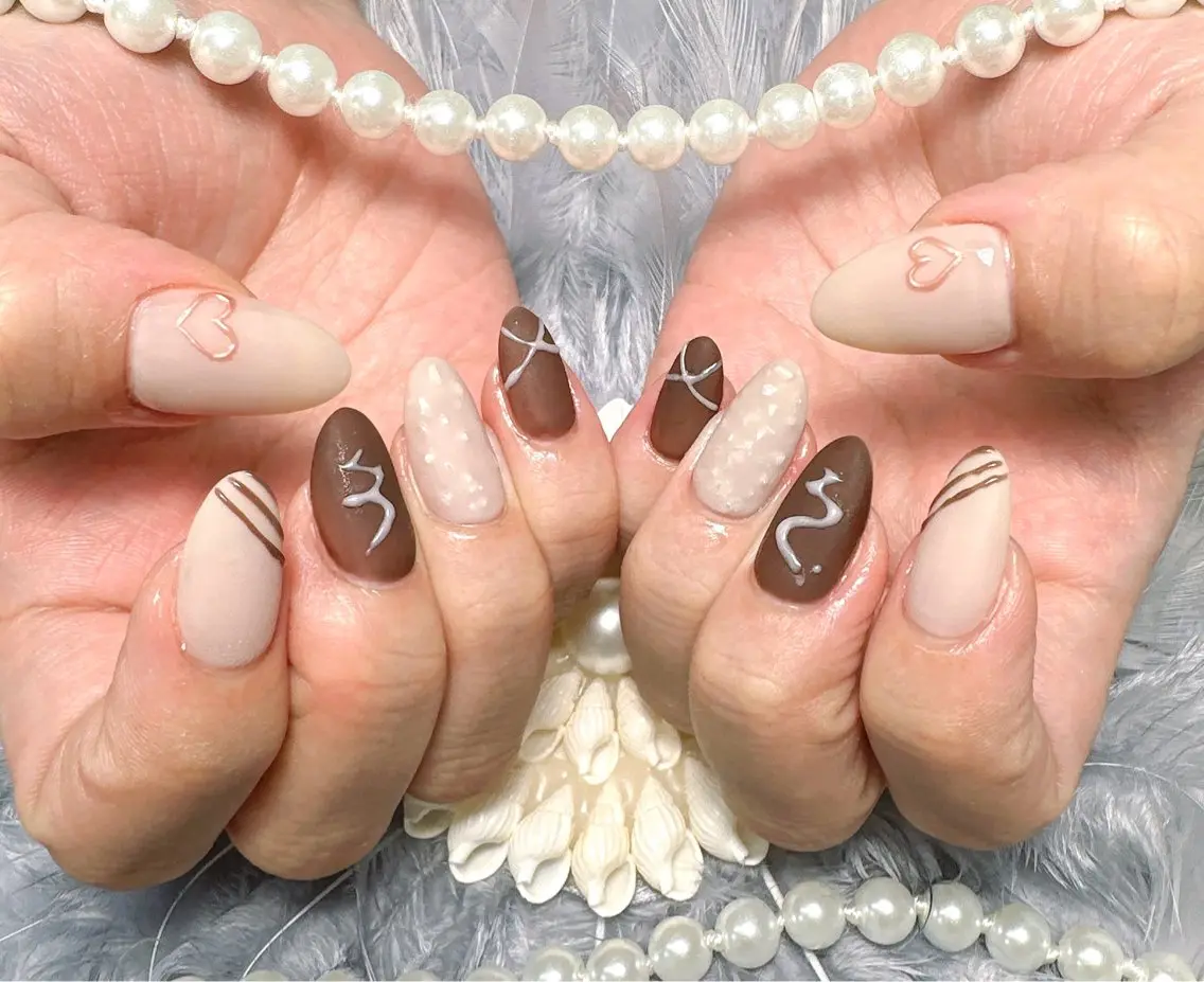 ネイル マットネイル バレンタイン ハンドネイル Pretty Nail Salonのネイルデザイン