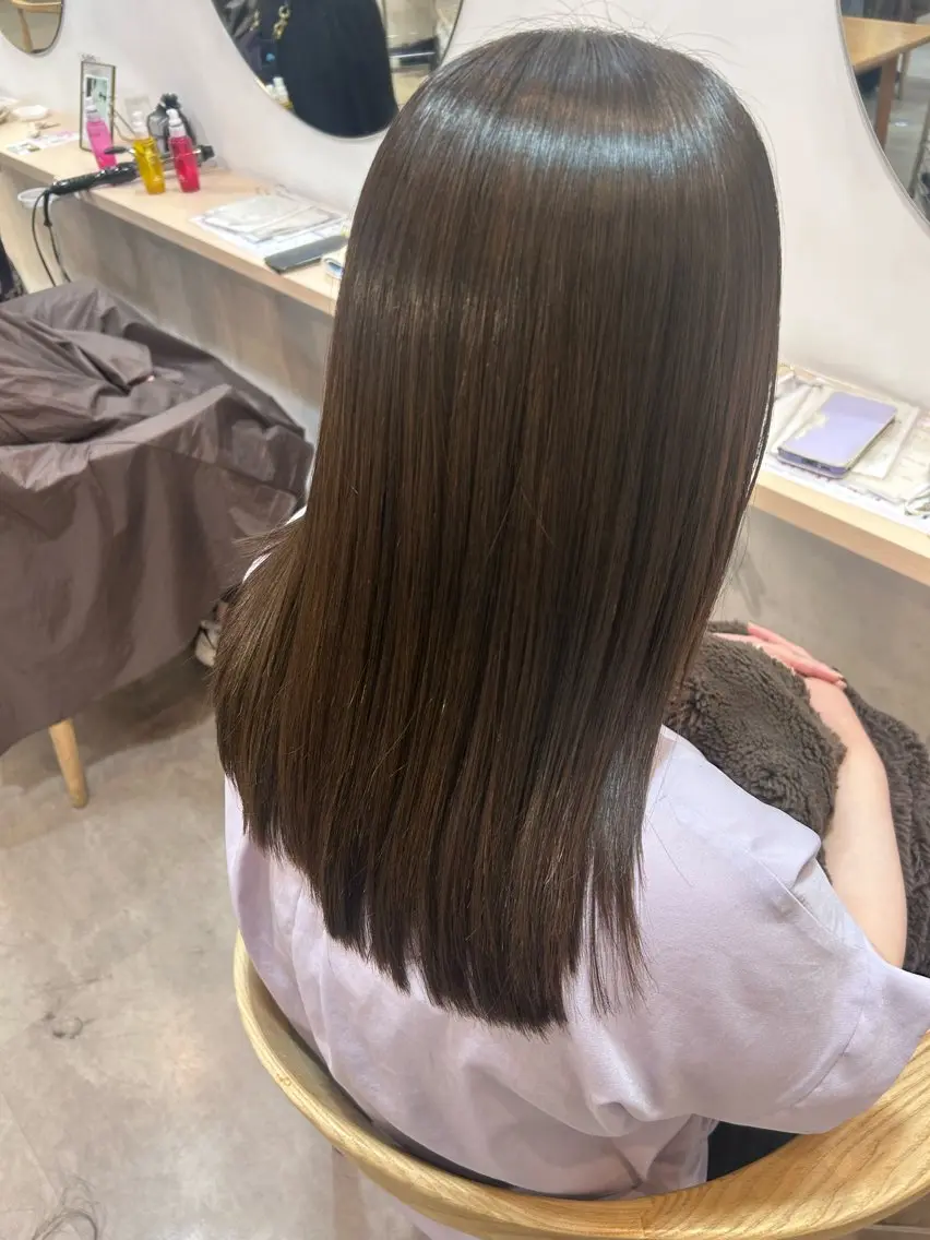 セミロング 髪質改善 カット 縮毛矯正 ボブ/レイヤー ナカミネアキナのヘアスタイル