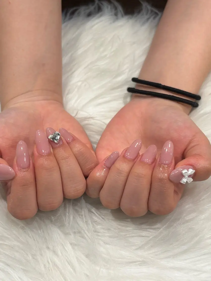 ネイル シンプルネイル ハンドネイル Nobody_ AikAのネイルデザイン