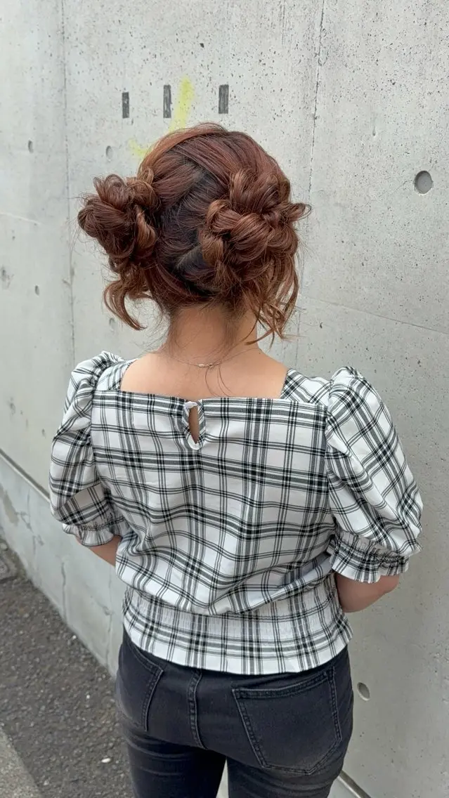 ロング 鶴谷 麻衣のヘアスタイル
