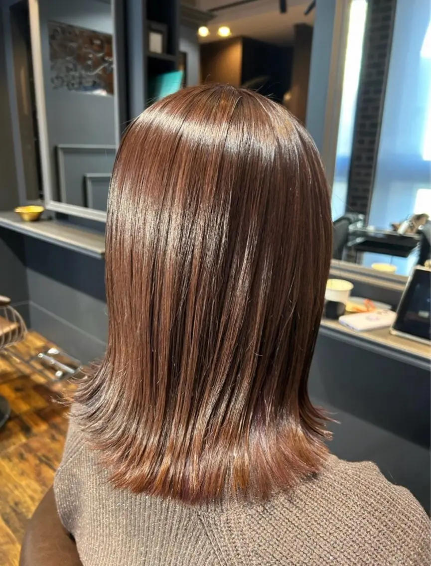 ミディアム カラー ヘアアレンジ 梅木李奈🕊️ レイヤー透明感カラーのヘアスタイル