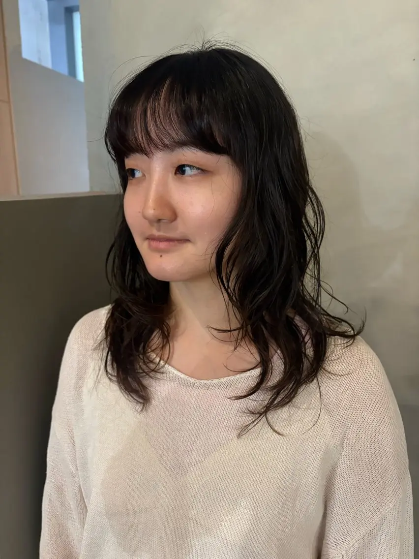 セミロング パーマ セミロングパーマ パーマ ラフなパーマスタイル 🐄Hanakaのヘアスタイル