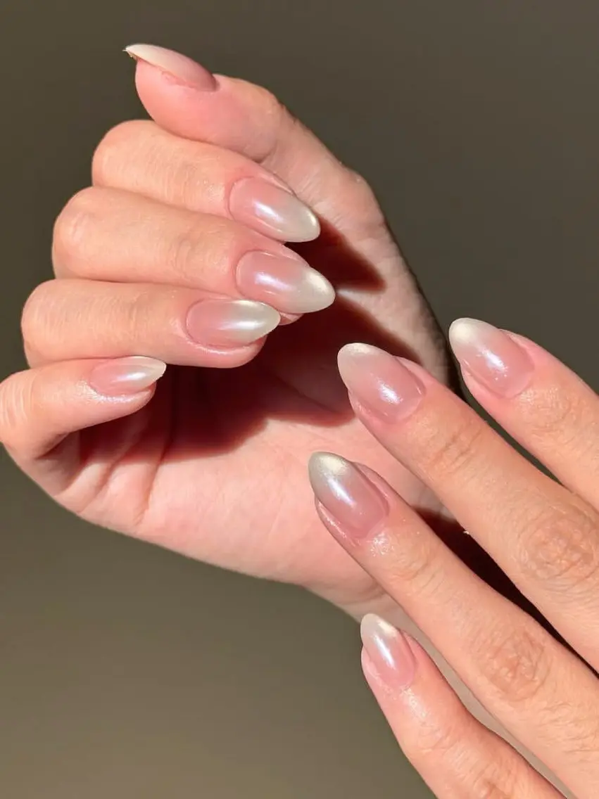ネイル アートネイル フレンチネイル ジェルネイル キラキラネイル 韓国ネイル ハンドネイル ICE Nailsのネイルデザイン