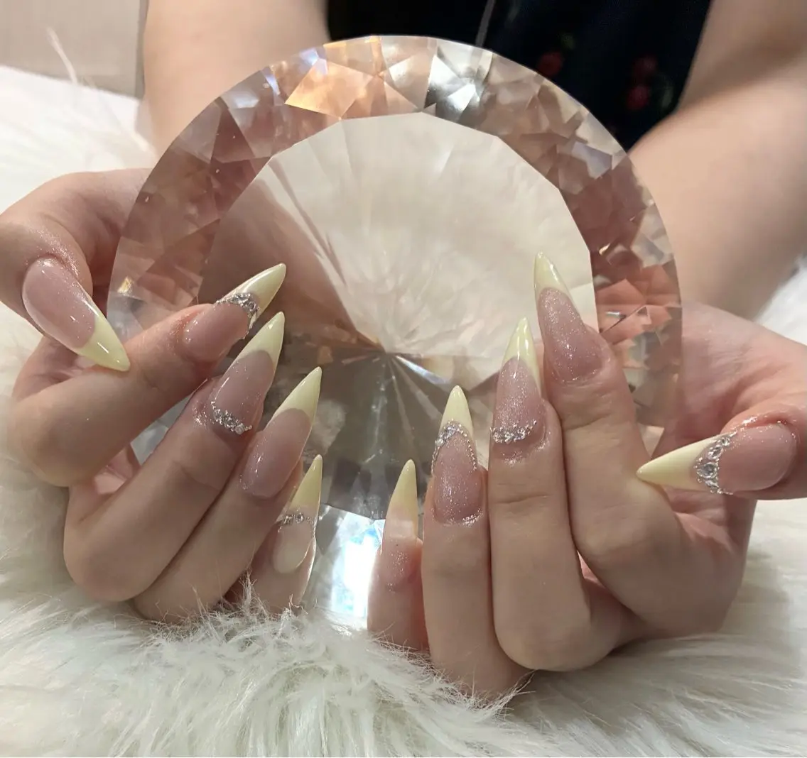ネイル ハンドネイル LoaChaton kaeのネイルデザイン