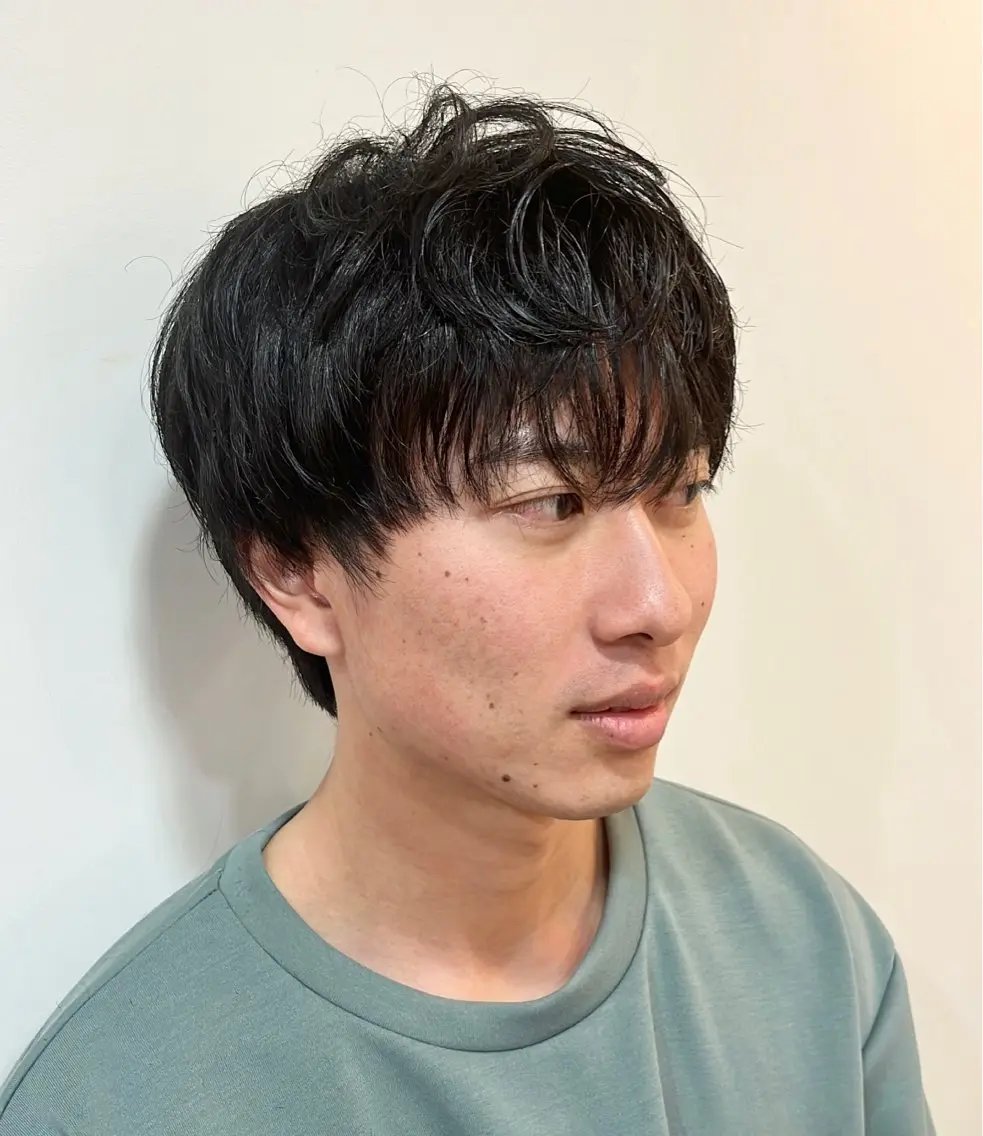 ショート メンズ マッシュ WHITE EYE 駒崎の眉毛・アイブロウイメージ