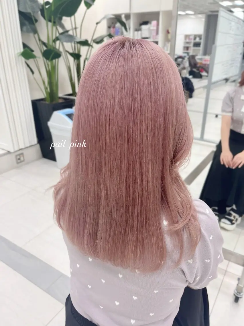 セミロング カラー ブリーチ カット 𝐧𝐚𝐨♡ ハイトーン/ピンクのヘアスタイル