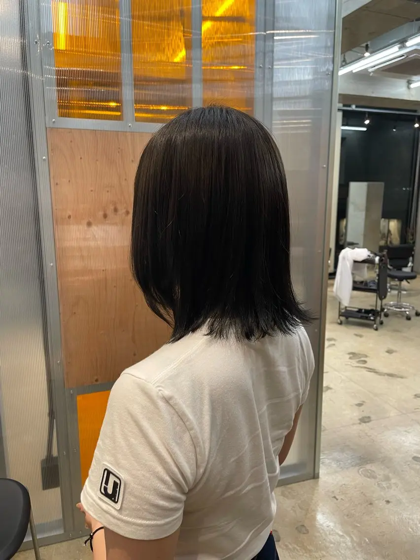 ミディアム 顔周りカット レイヤーカット 小顔カット 外ハネヘア カット KOUSUKE /レイヤーカットのヘアスタイル
