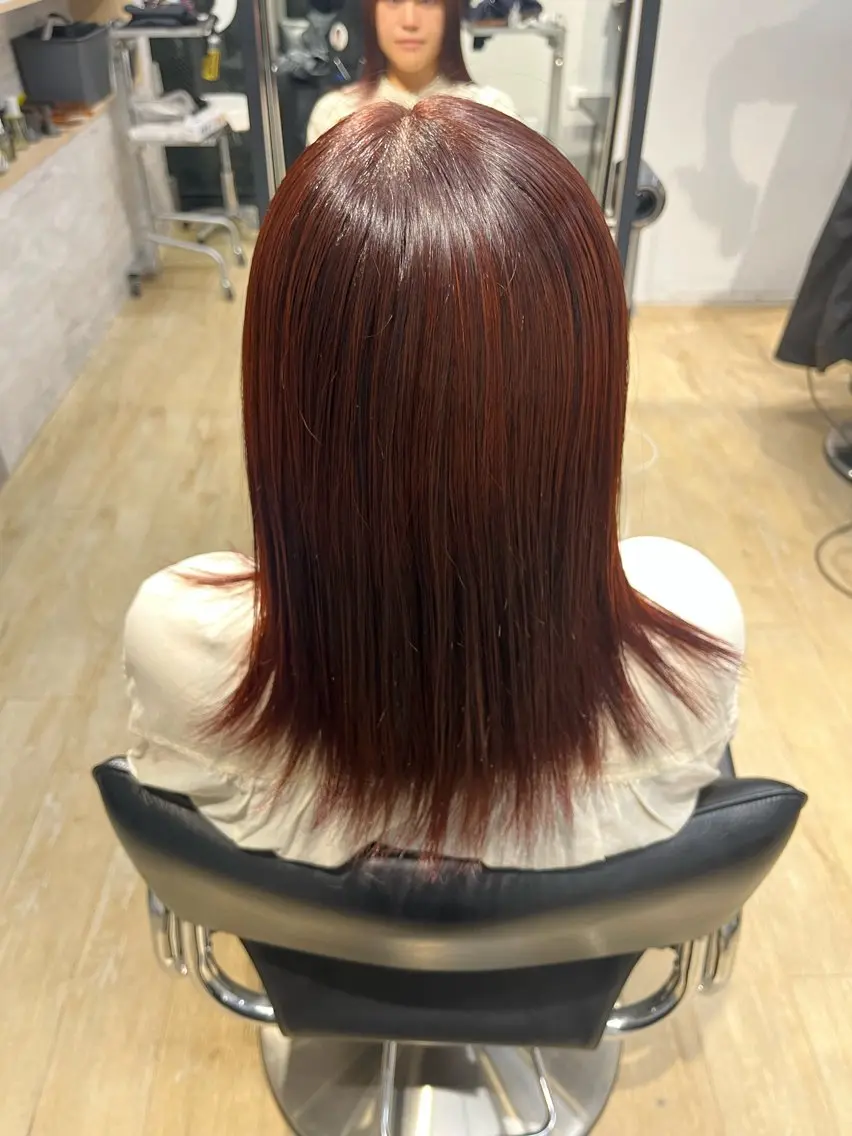 ミディアム カラー ヘアアレンジ ヘアカラー トリートメント 原宿・デザインカラー YUI🤍ྀིのヘアスタイル