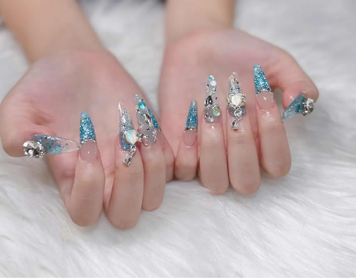 ネイル ハンドネイル AKIKO NAILのネイルデザイン