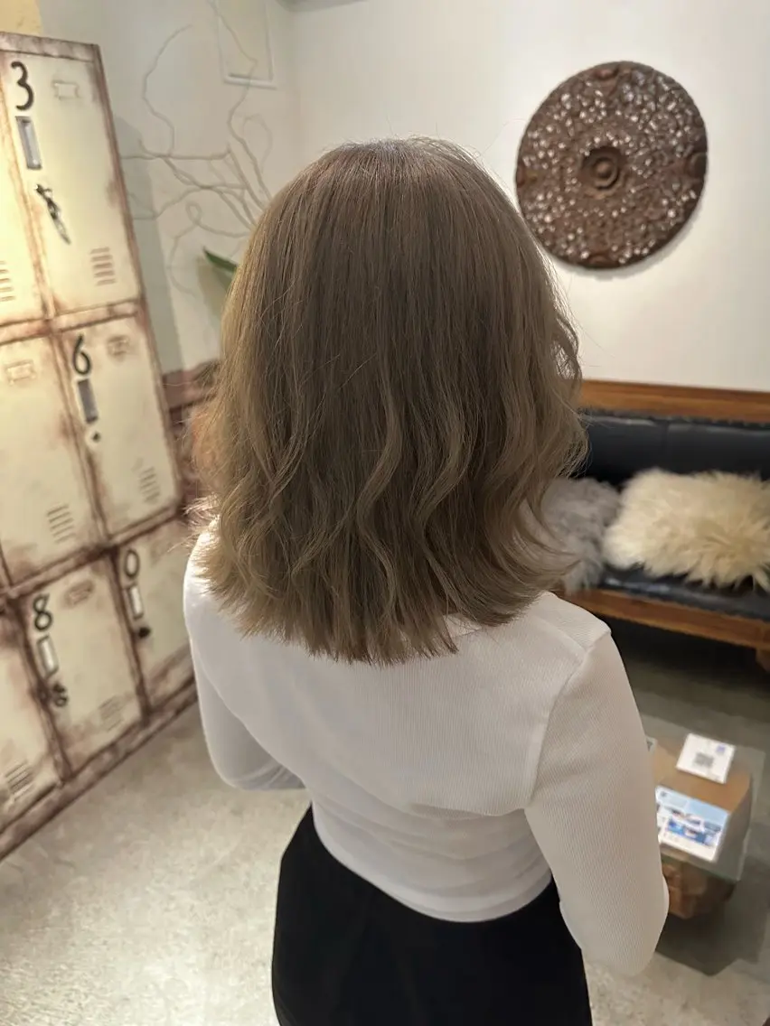 カラー ヘアカラー putri 副店長 岸本 拓真のヘアスタイル