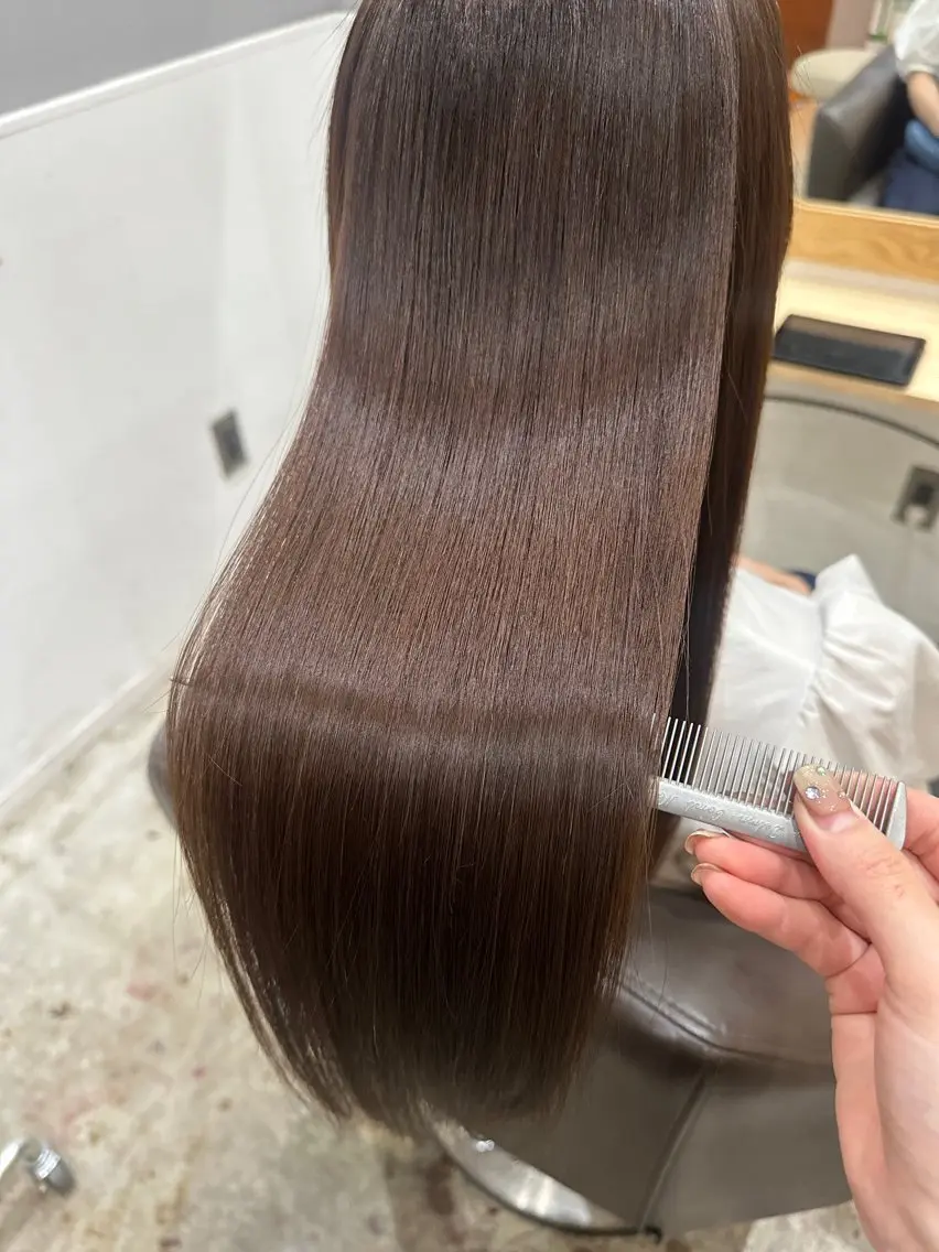ミディアム ヘアカラー トリートメント miloc MOMOKAのヘアスタイル