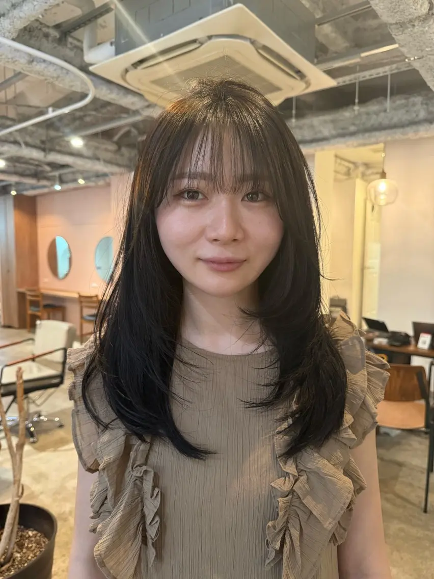 セミロング カラー ヘアカラー トリートメント Miyu .のヘアスタイル