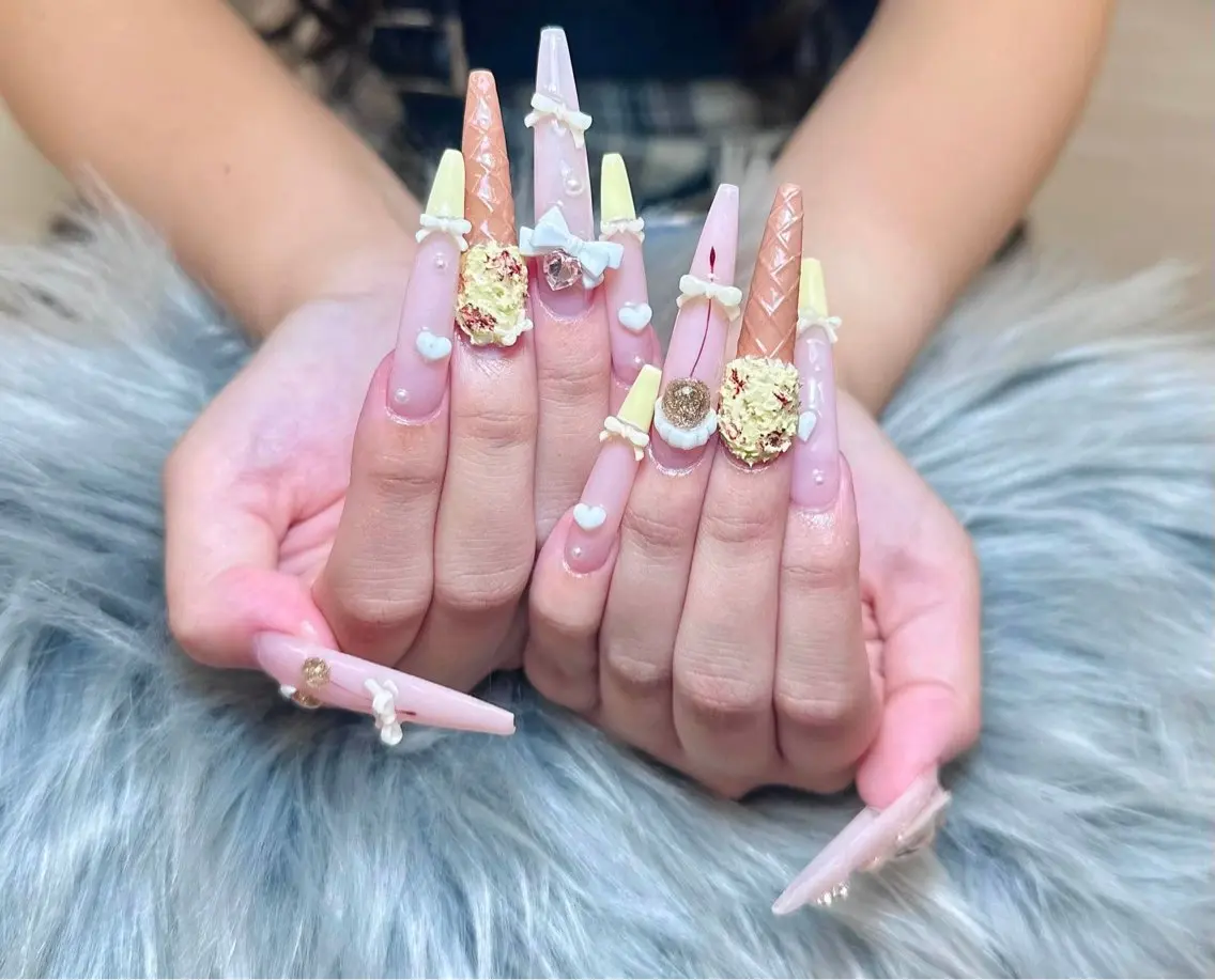 ネイル ハンドネイル ANH ゴテゴテネイルのネイルデザイン