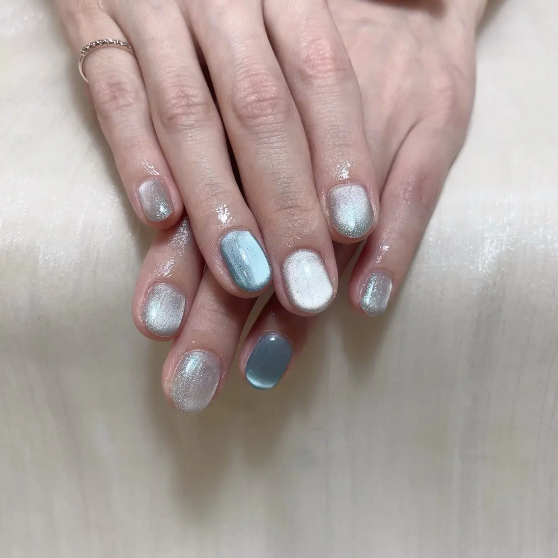 ネイル ハンドネイル MoonNail ユリ🌸のネイルデザイン