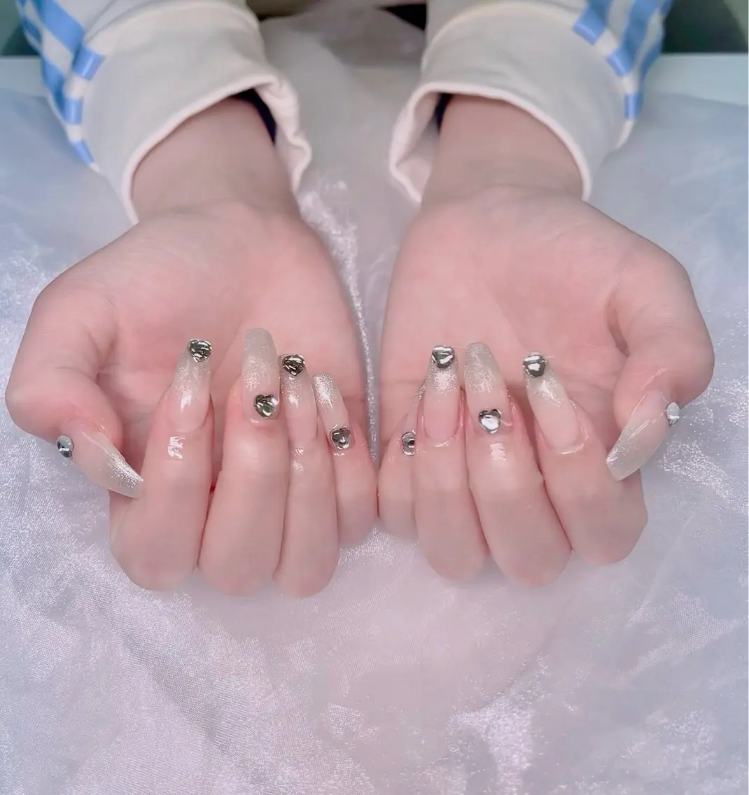 ネイル ハンドネイル HIN NAILのネイルデザイン