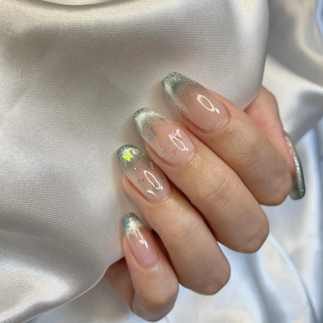 ネイル フレンチネイル グラデーション マグネットネイル ハンドネイル K's nail kotoeのネイルデザイン
