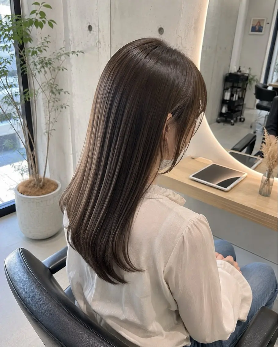 ロング ヘアカラー kyamyi キャミーのヘアスタイル