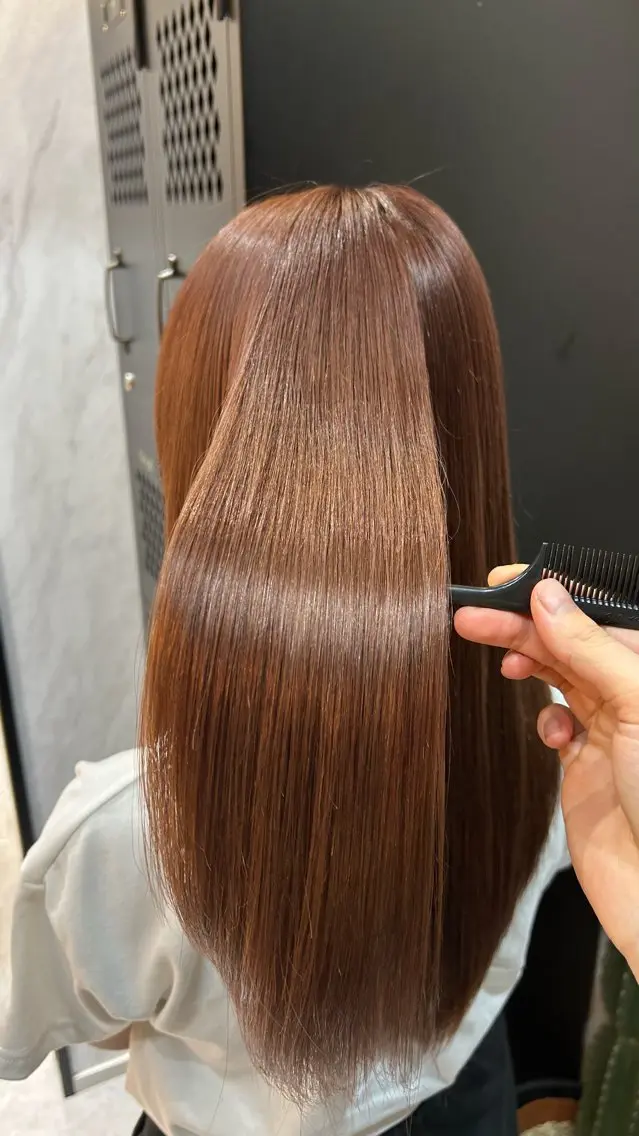 今だけオープン価格✨透明感ヘアカラー+カット+トリートメント🥣✨の写真
