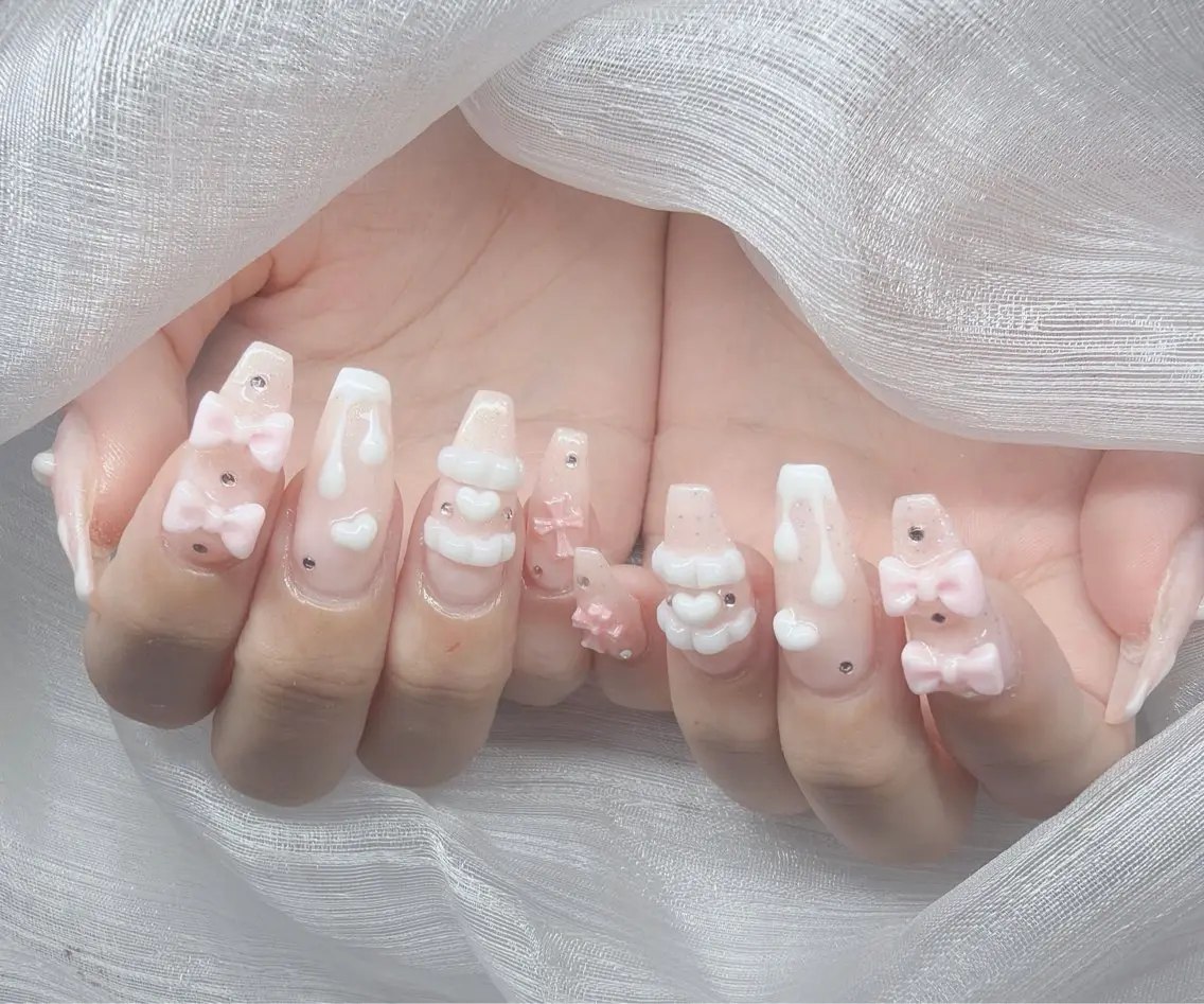 ネイル ハンドネイル Lee Nailsのネイルデザイン