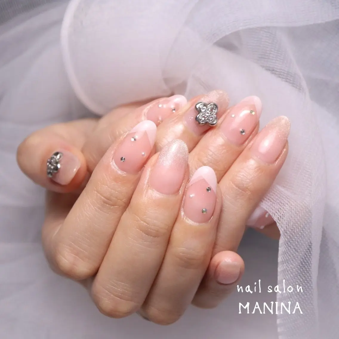 ネイル nailsalon Manina齋藤愛美のネイルデザイン