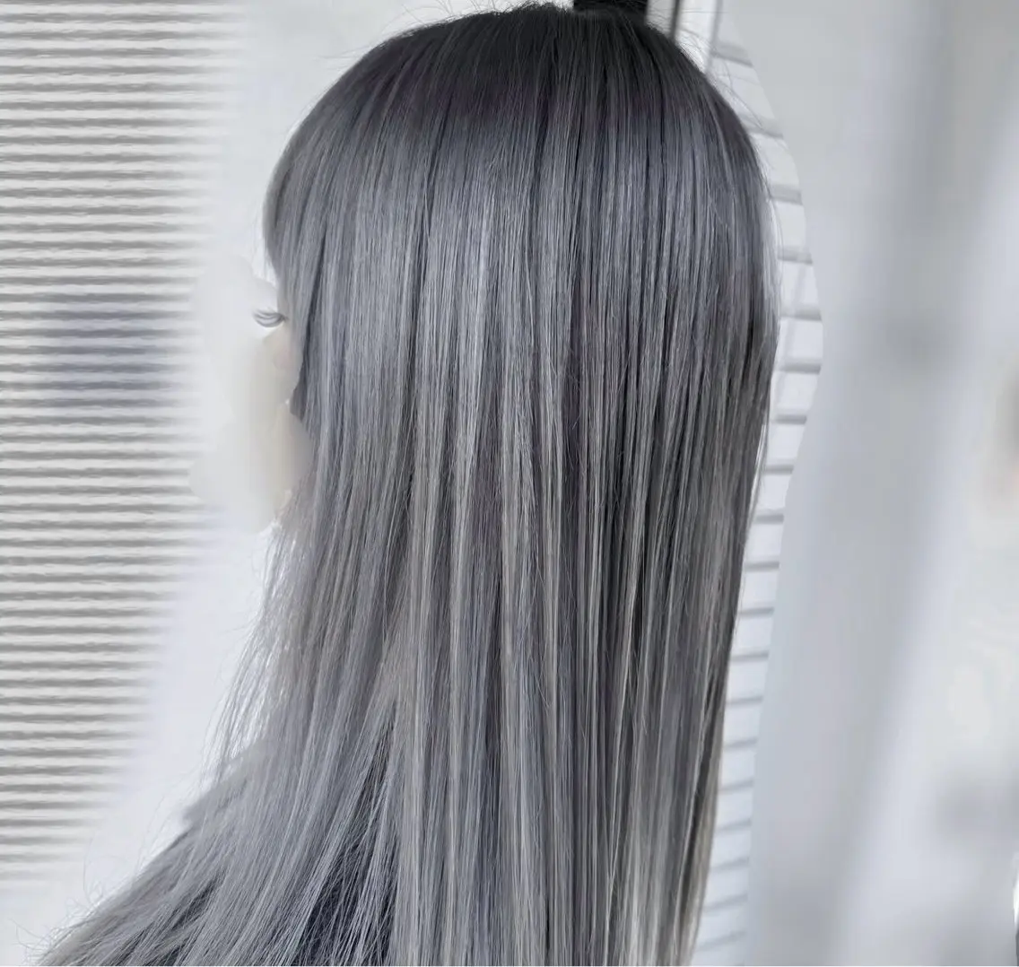 ロング カラー lore umeのヘアスタイル