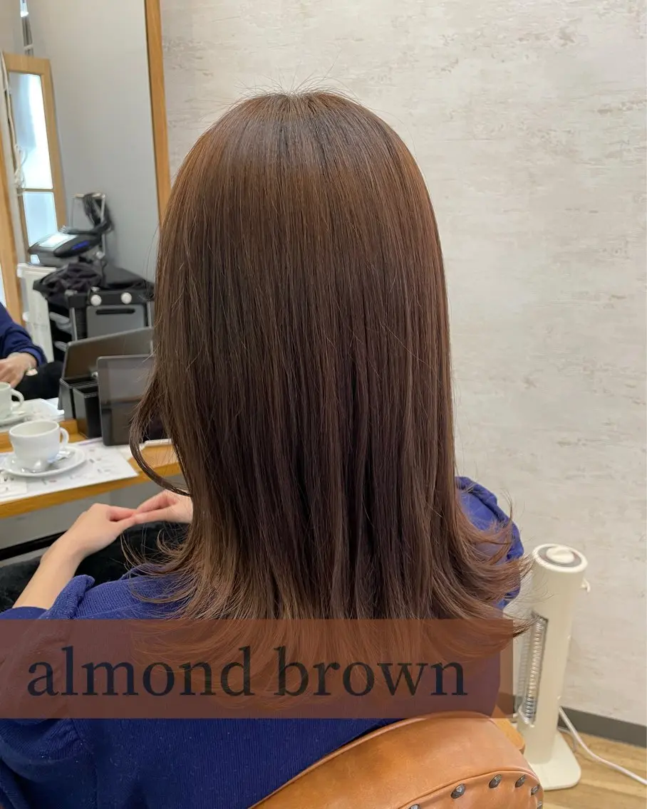 セミロング カラー カット ヘアカラー トリートメント 高橋 芽衣のヘアスタイル