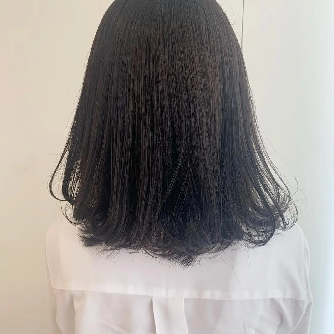 カラー 山口 莉奈のヘアスタイル