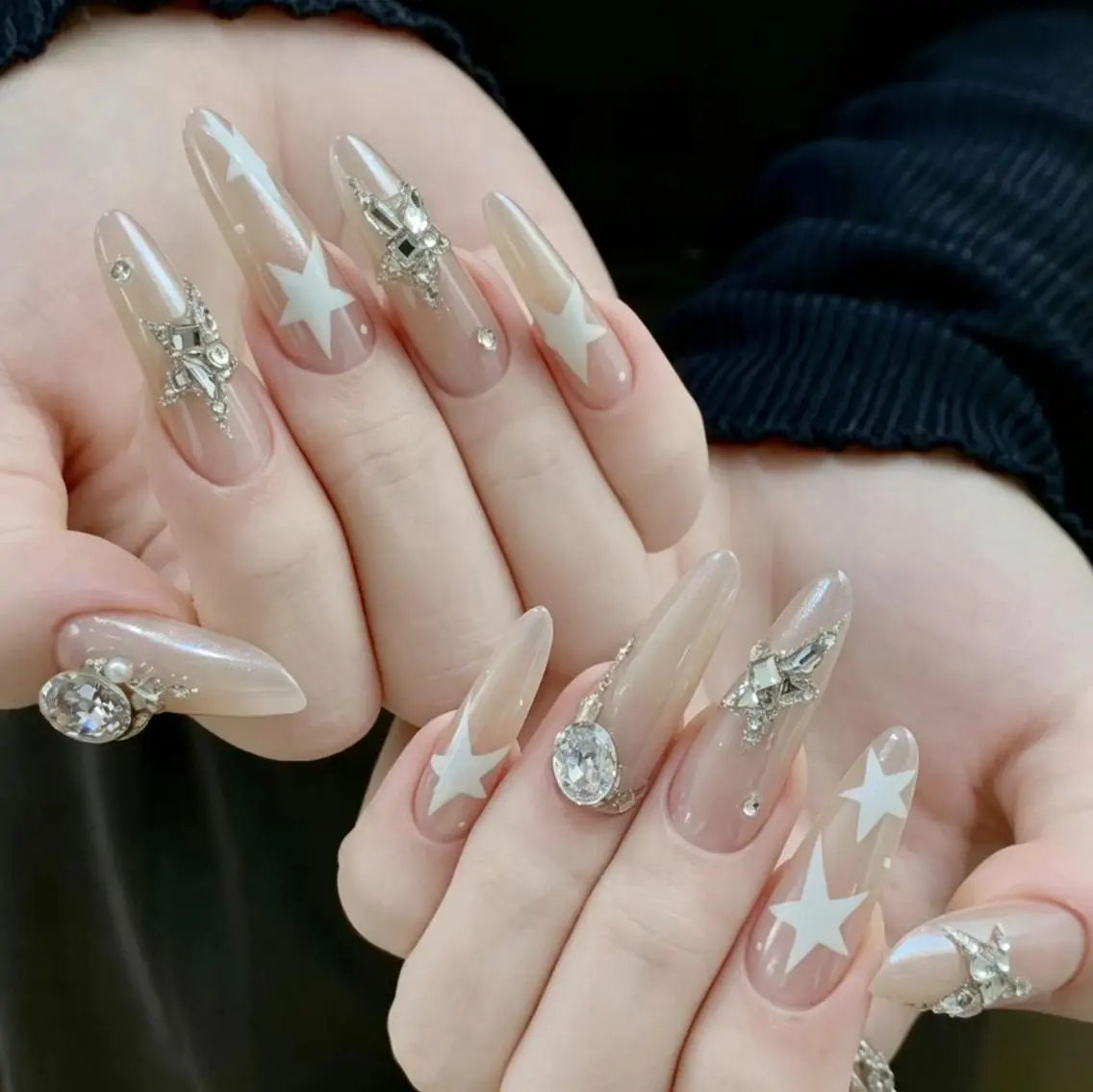ネイル ハンドネイル エリ🫧 nail池袋東口のネイルデザイン