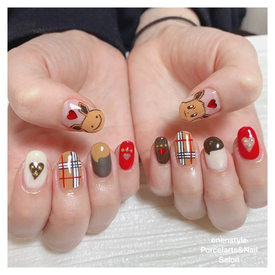ミディアム ネイル ハンドネイル 🐾enen style 🐾のネイルデザイン