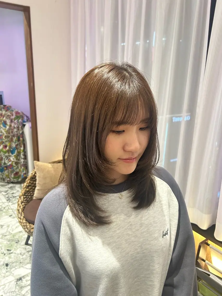 ミディアム カット ヘアカラー トリートメント 🌿ナチュラルヘア| 艶髪|AYAKOのヘアスタイル