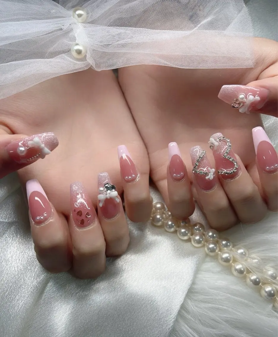 ネイル YOLO NAILのネイルデザイン