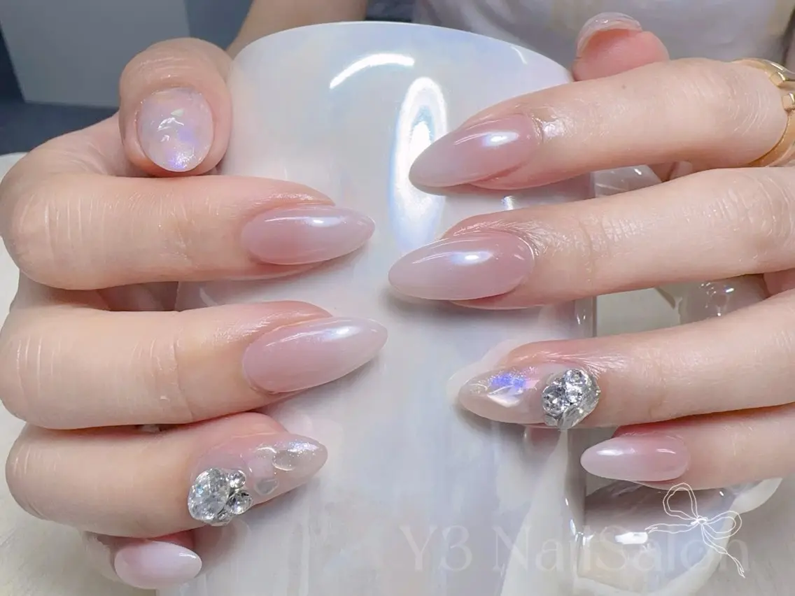 ネイル アートネイル グラデーション ミラーネイル ハンドネイル Y3 NailSalonのネイルデザイン