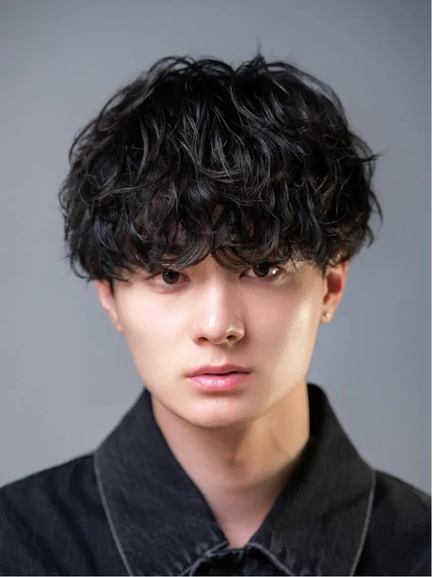 【大人気スタイリスト】メンズカット➕波巻きパーマ¥8000の写真