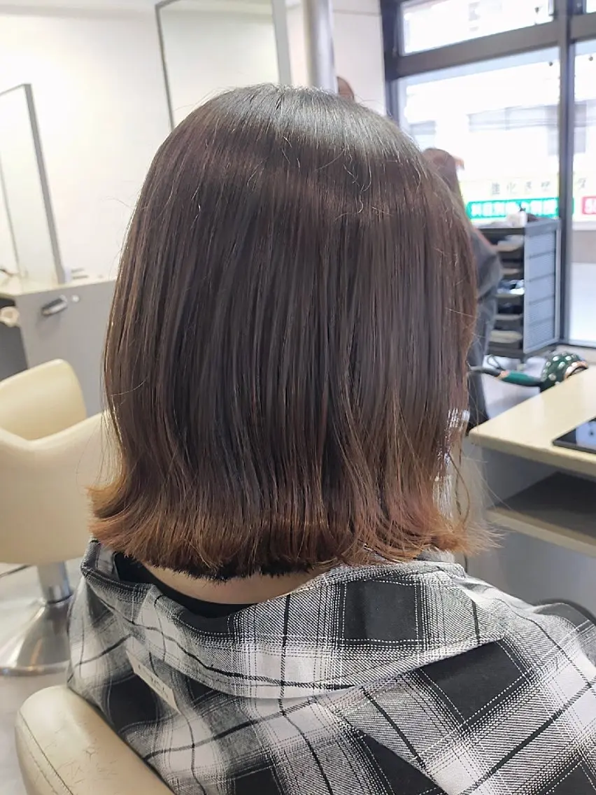 ミディアム カット SiLO 🎀 𝕂𝕒𝕟𝕟𝕒のヘアスタイル